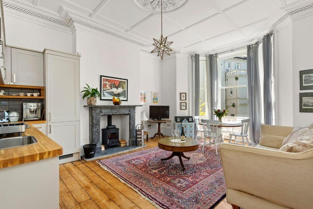 Апартаменти Luxurious Victorian, A Few Minutes From The Beach - Sleeps 2 Adults And Up To 3 Children St Leonards-on-Sea Екстер'єр фото