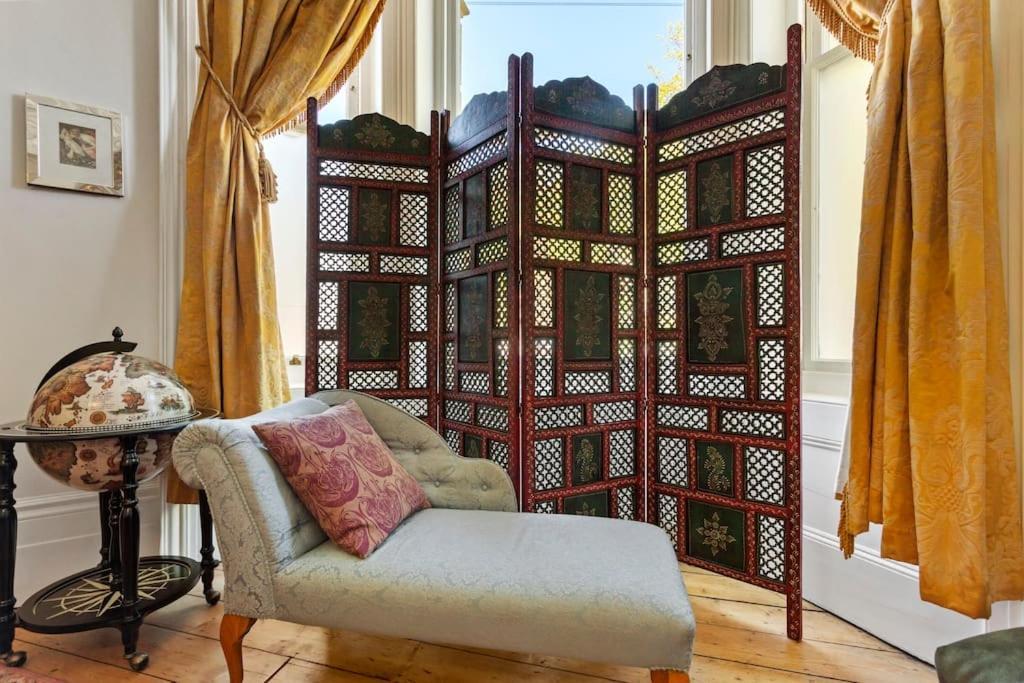 Апартаменти Luxurious Victorian, A Few Minutes From The Beach - Sleeps 2 Adults And Up To 3 Children St Leonards-on-Sea Екстер'єр фото